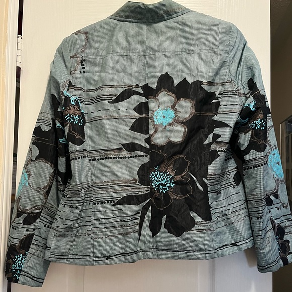 Verse Quilted Blazer Jacket - Picture 3 of 4